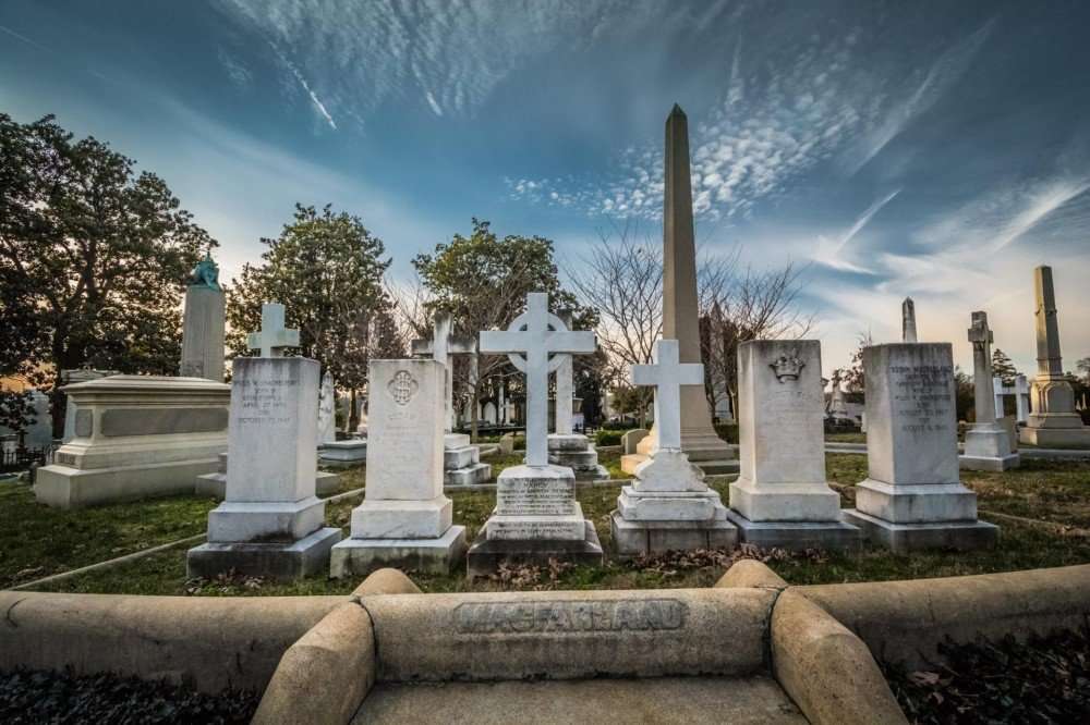 hamvak-temetese-temetoben