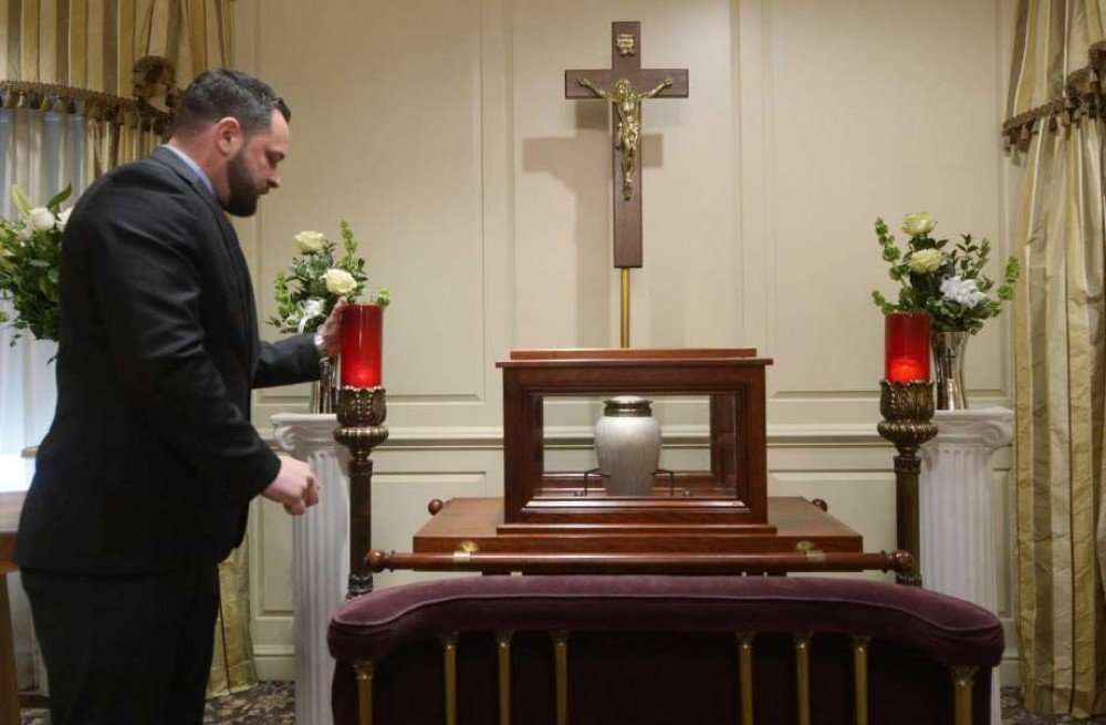 urnas-temetes-templomba